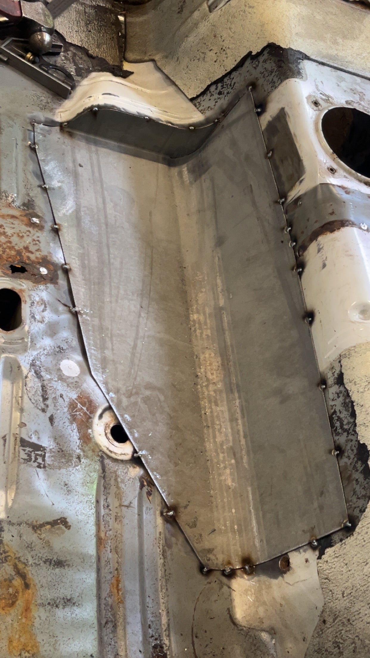 Cat hump delete panel